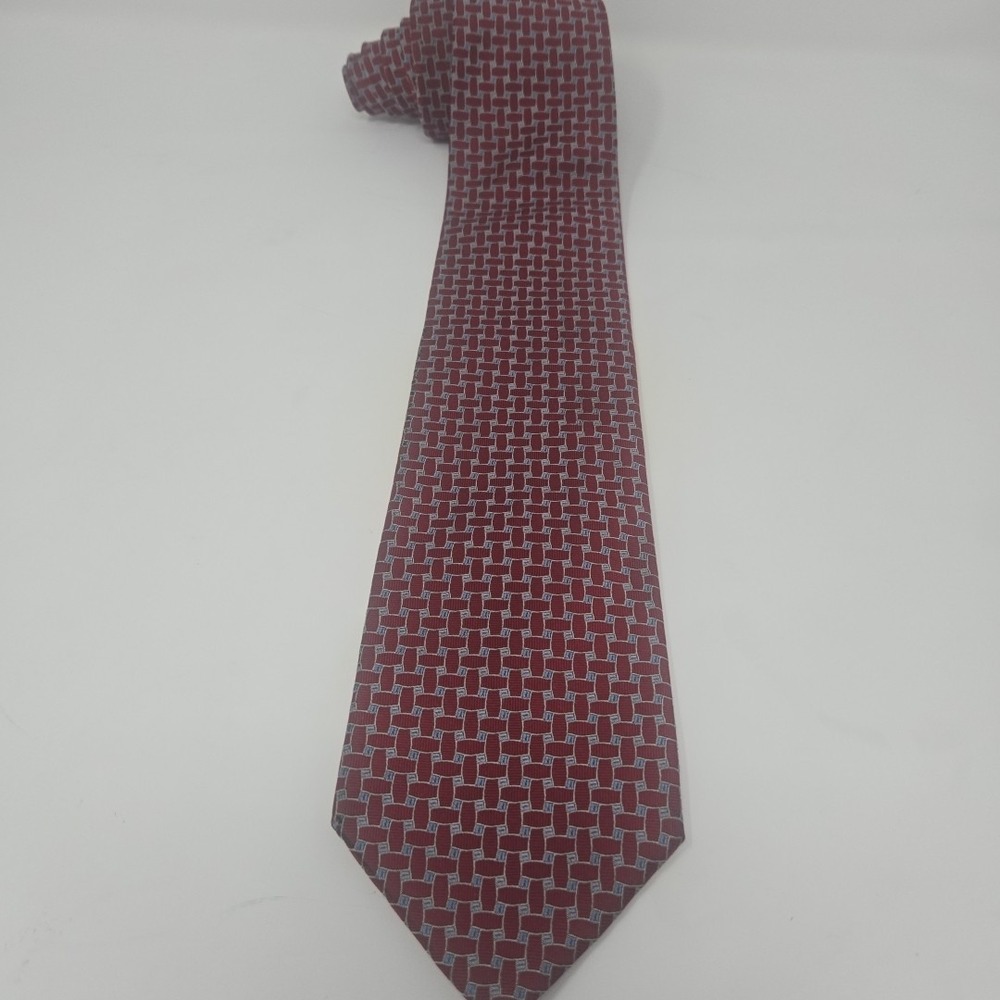 Brooks Brothers 346 Tie Men's 100% Silk Dark‎ Red Maroon Geometric Made in USA